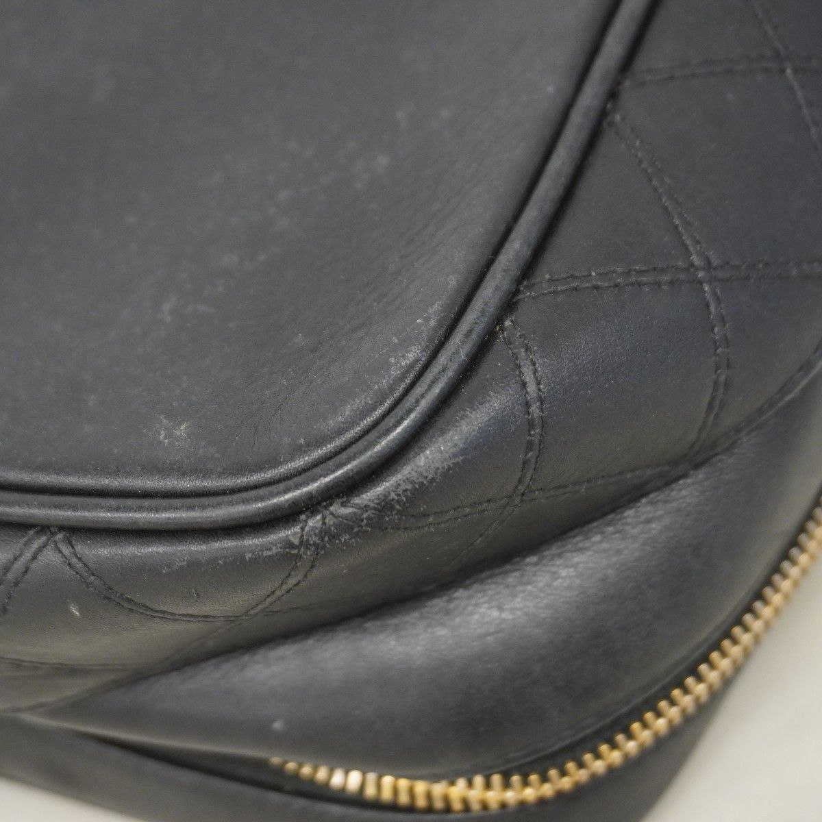 Chanel Vanity Bag Bicolor Lambskin Black Gold — view 6