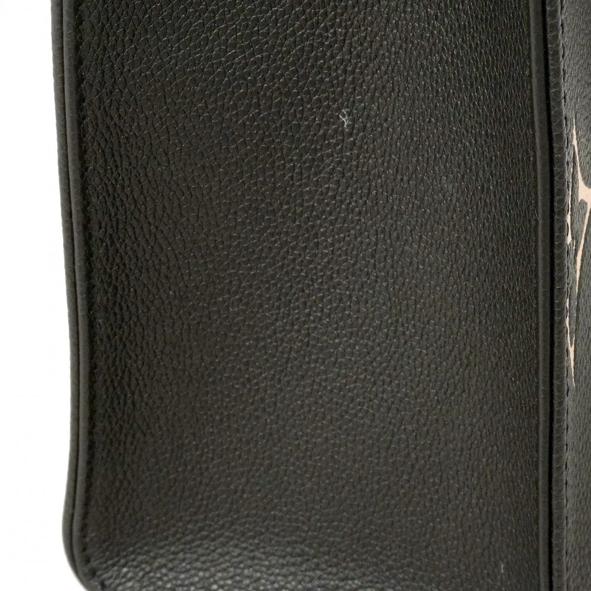 Louis Vuitton Handbag Monogram Empreinte Bicolor On The Go PM Black Beige — view 8