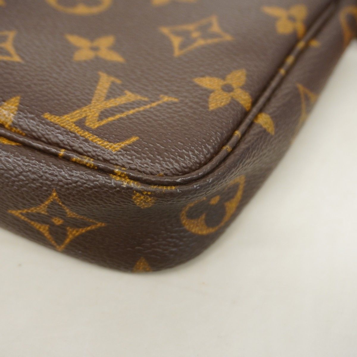 Louis Vuitton Pouch Monogram Pochette Brown — view 7