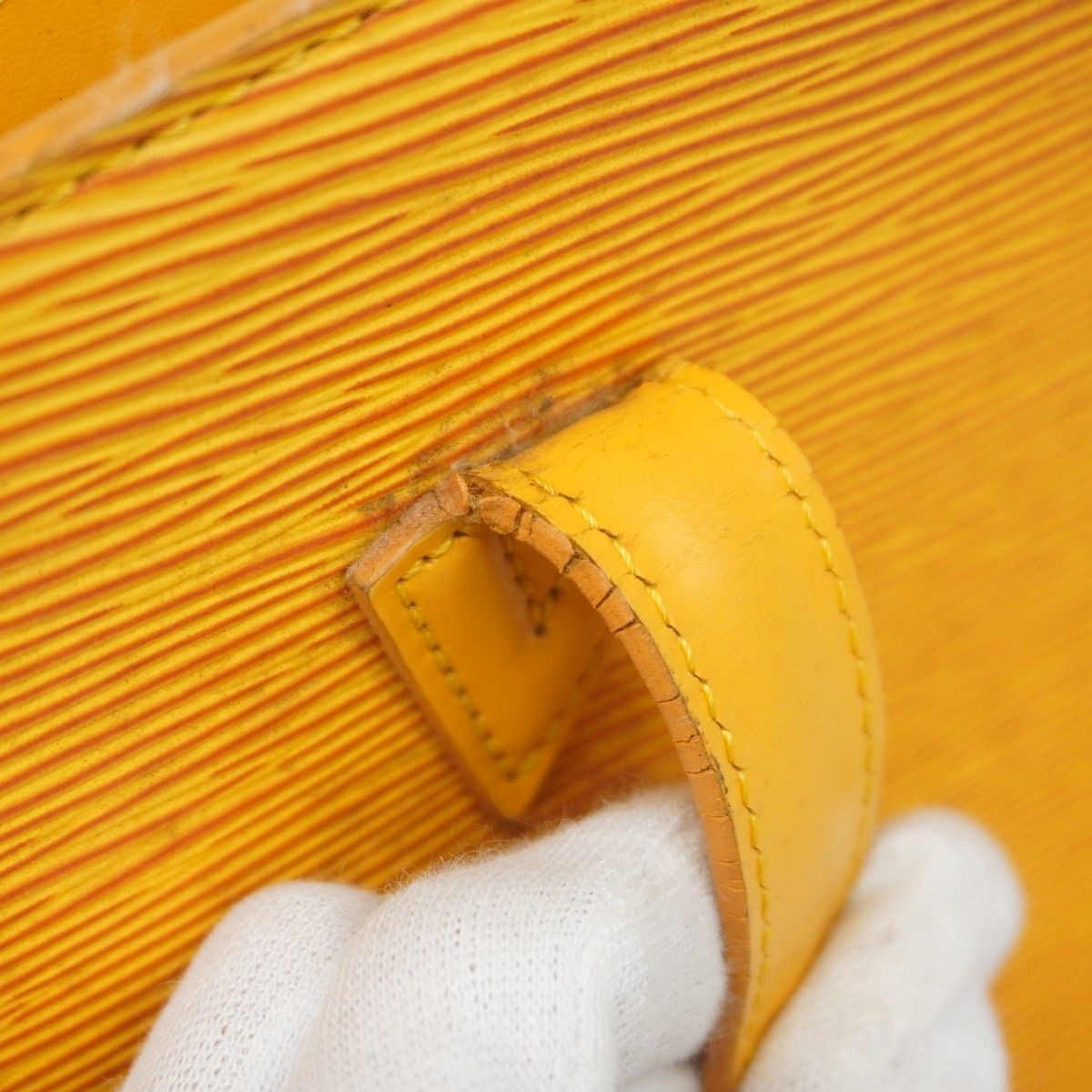 Louis Vuitton Shoulder Bag Epi Saint Jacques Jaune — view 7