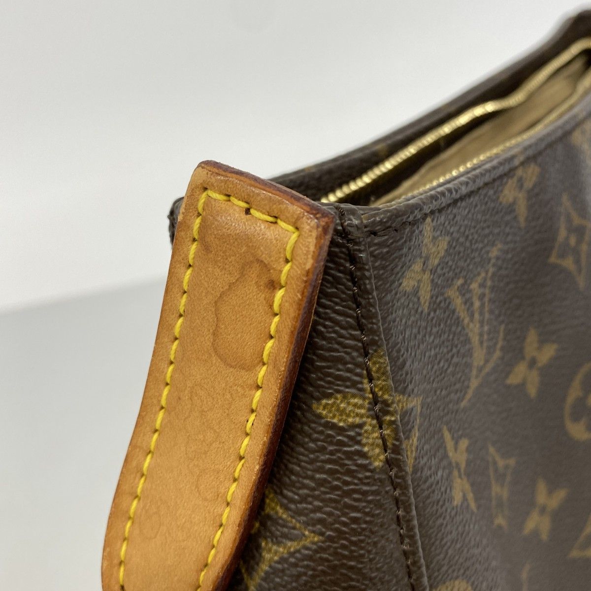 Louis Vuitton Shoulder Bag Monogram Looping MM Brown — view 7