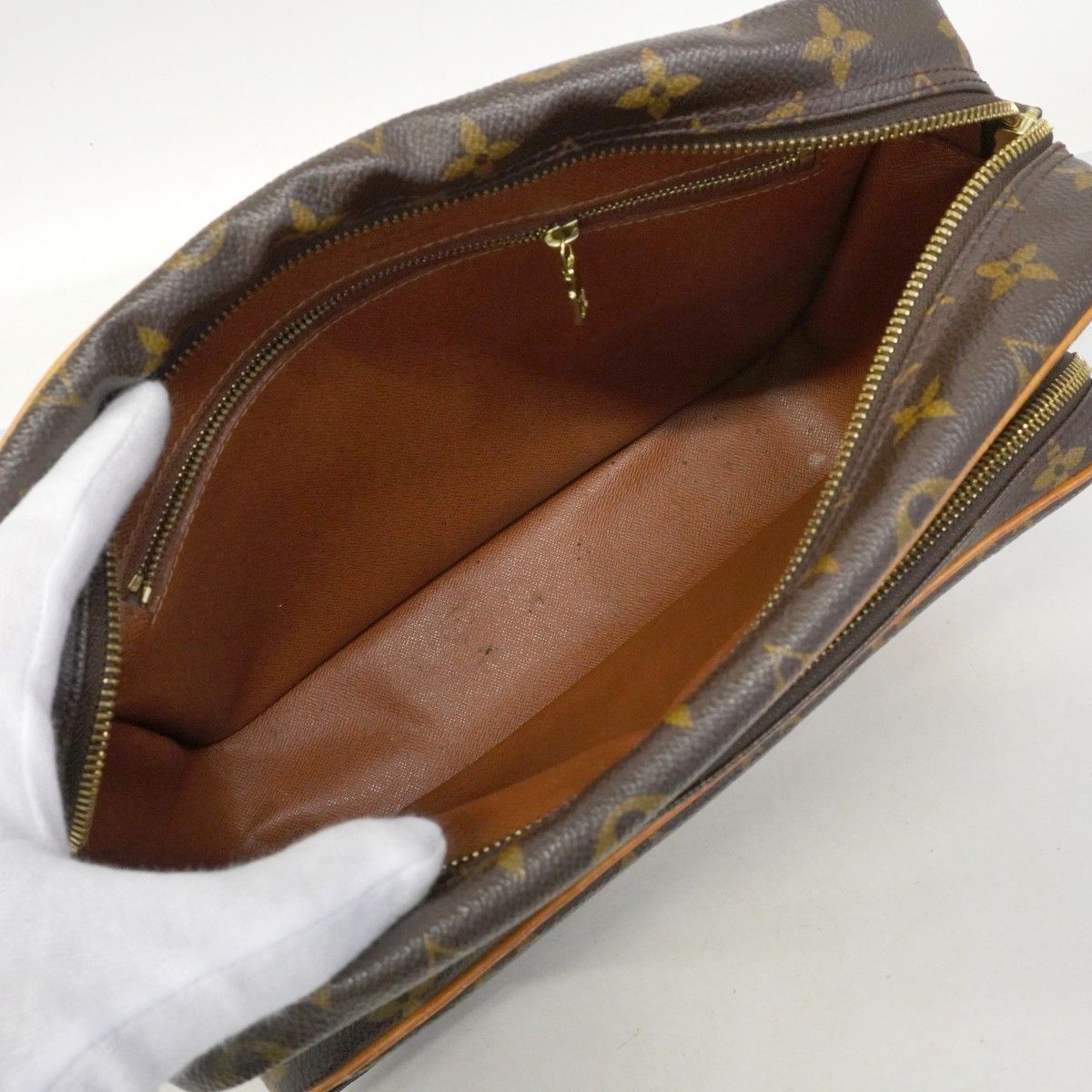 Louis Vuitton Shoulder Bag Monogram Nile Brown — view 4