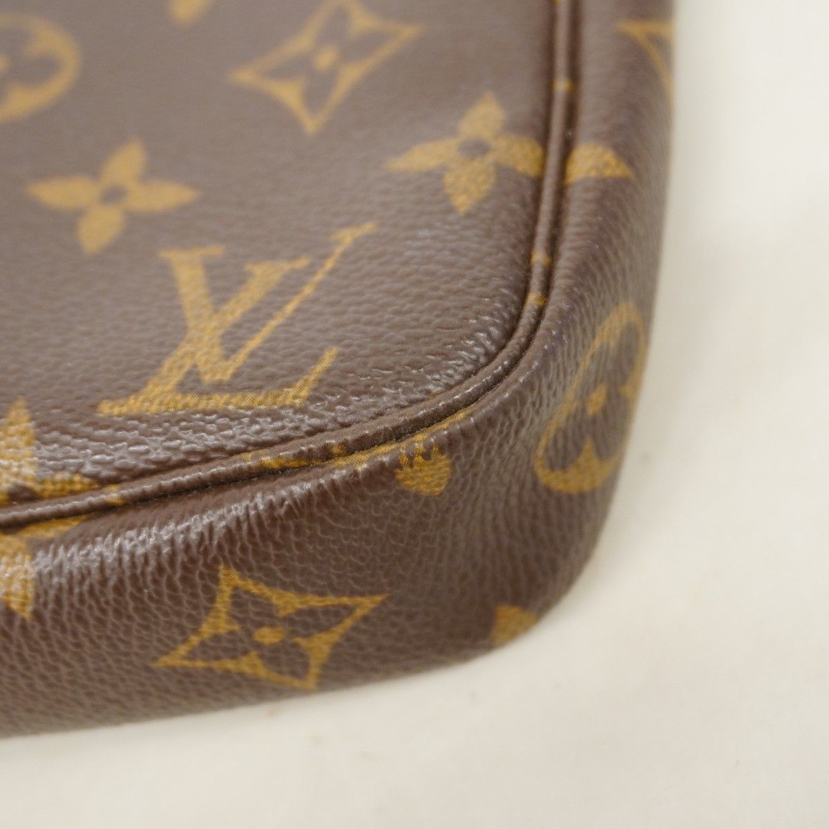 Louis Vuitton Pouch Monogram Pochette Brown — view 6