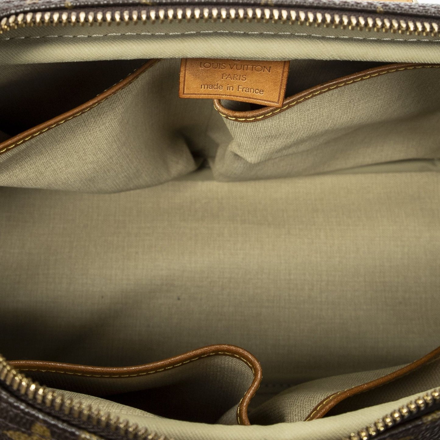 Louis Vuitton Deauville Brown Monogram Canvas Handbag — view 9