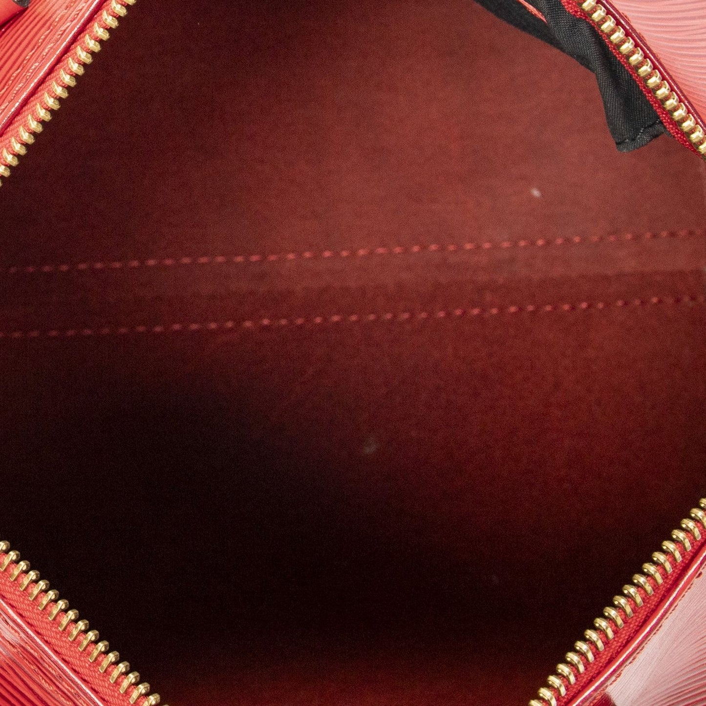 Louis Vuitton Speedy Red Epi Handbag — view 9