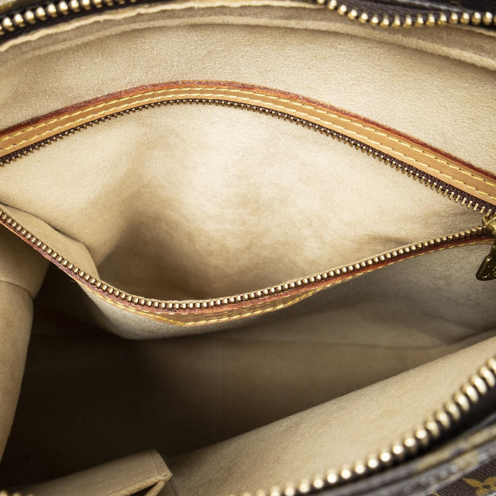 Louis Vuitton Brown Monogram Canvas Messenger Bag — view 9