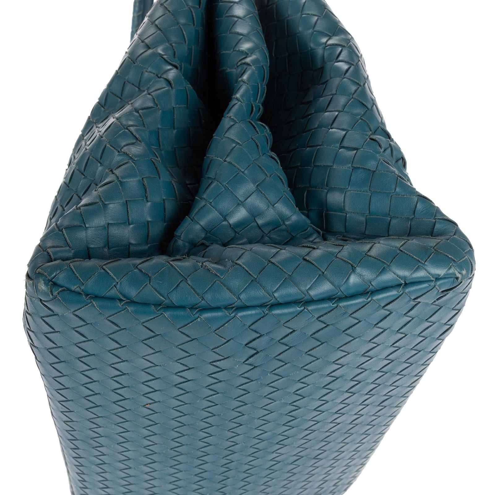 Bottega Venetaintreciatto Roma Blue Intrecciato Leather Shoulder Bag — view 8