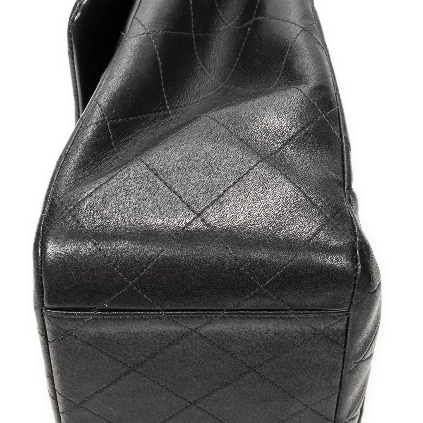 Chanel Maxi Jumbo XL Flap Black Quilted Lambskin Leather — view 8