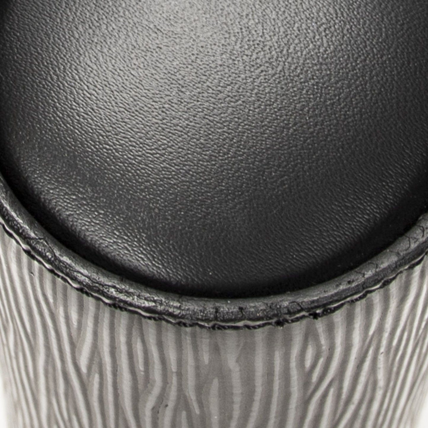 Louis Vuitton Souflo Pouch Black Epi — view 7