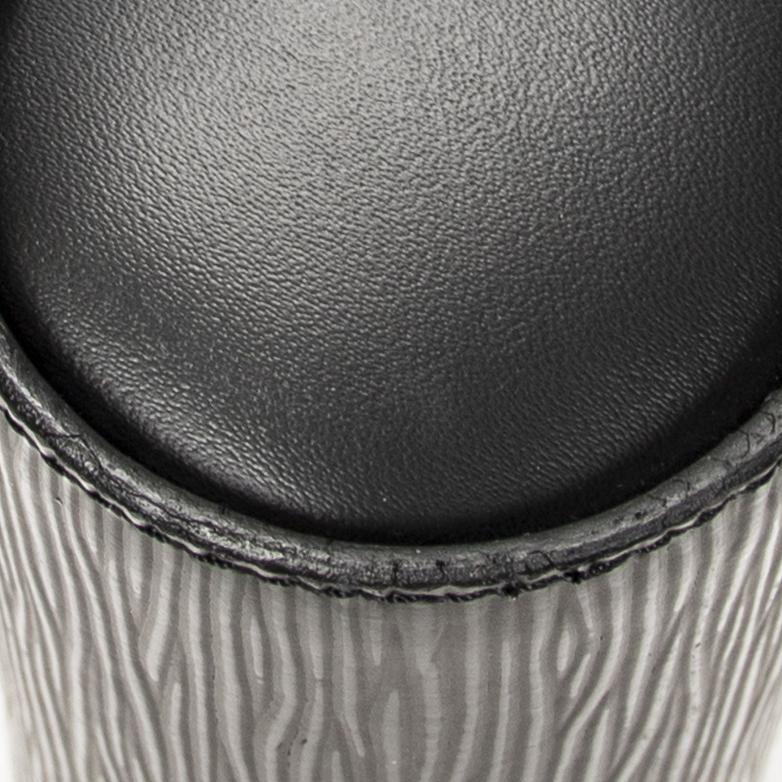 Louis Vuitton Souflo Pouch Black Epi — view 7