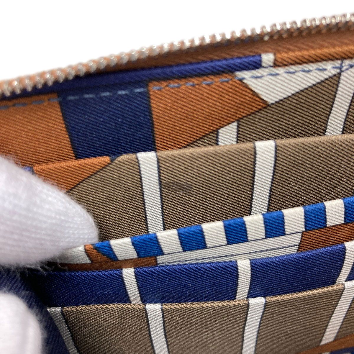Hermes Azap Silk in Long Silver Wallet Epsom — view 8