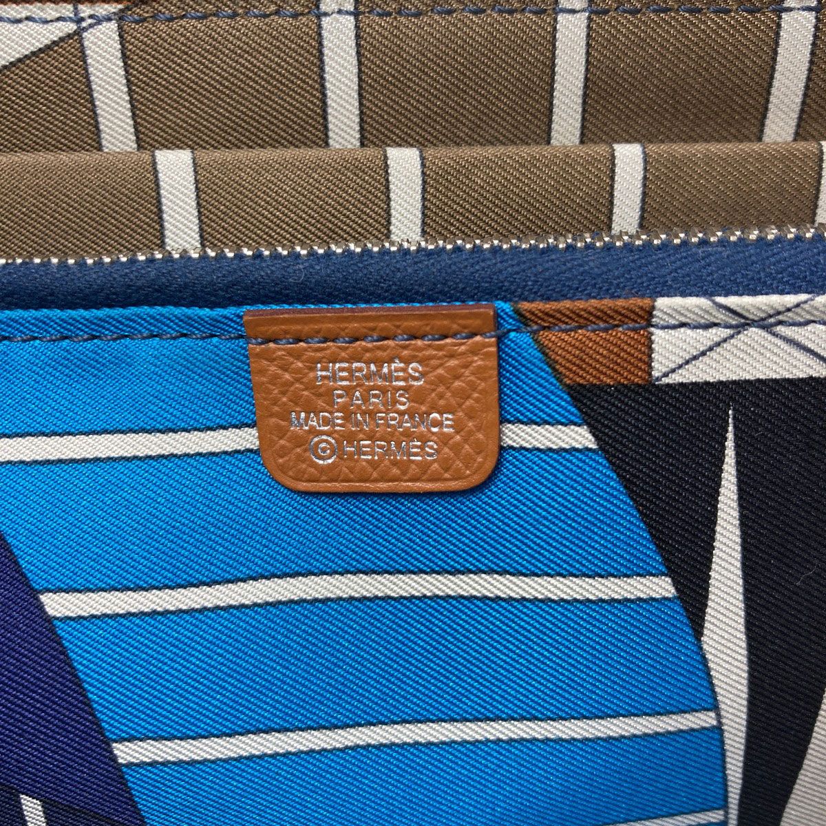 Hermes Azap Silk in Long Silver Wallet Epsom — view 6