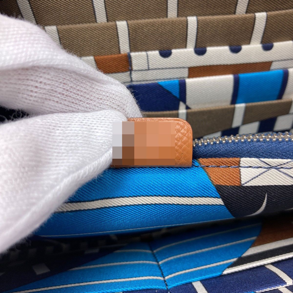 Hermes Azap Silk in Long Silver Wallet Epsom — view 7
