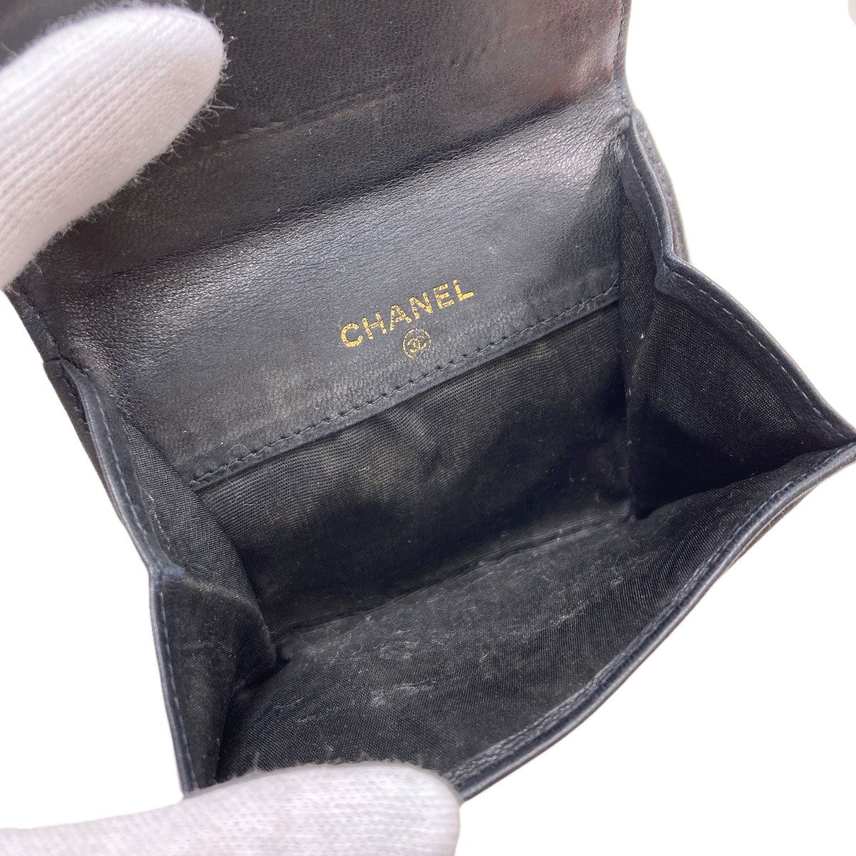 Chanel CC Logo Stitch Gold Coin Case Gray Calfskin — view 5