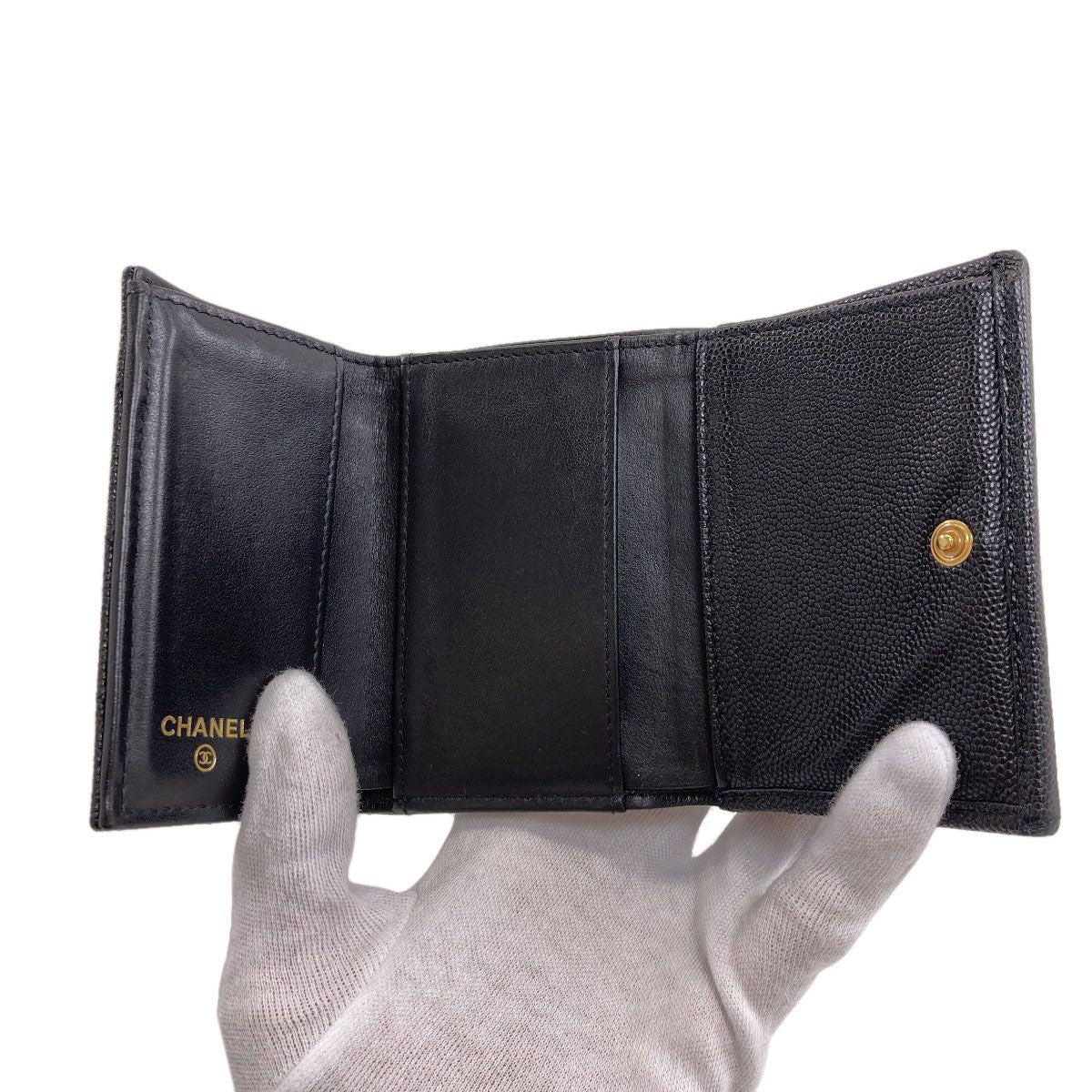 Chanel CC Logo Quilted Gold Bifold Wallet Gray Calfskin — view 4