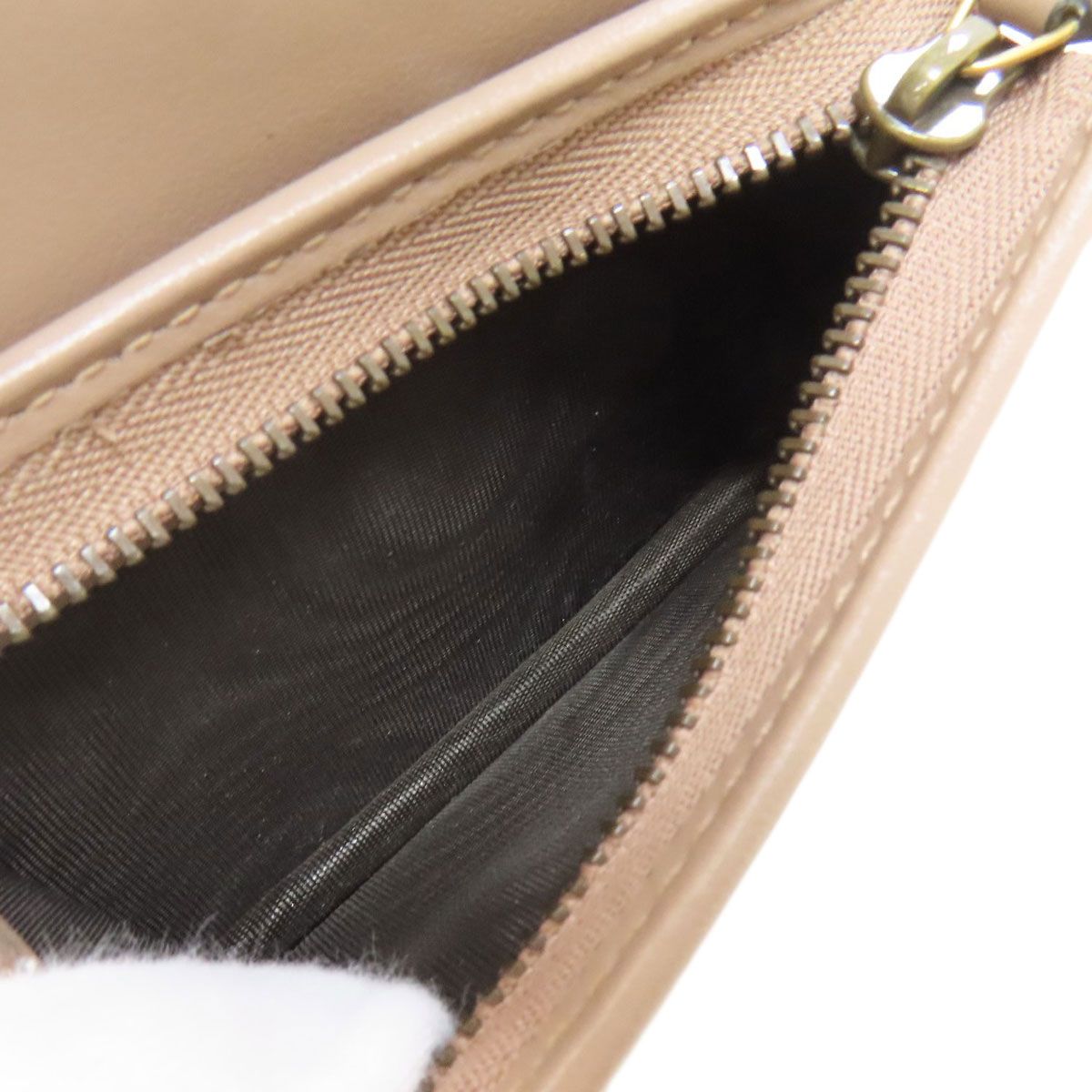 Gucci GG Marmont Double Bifold Wallet Leather — view 6