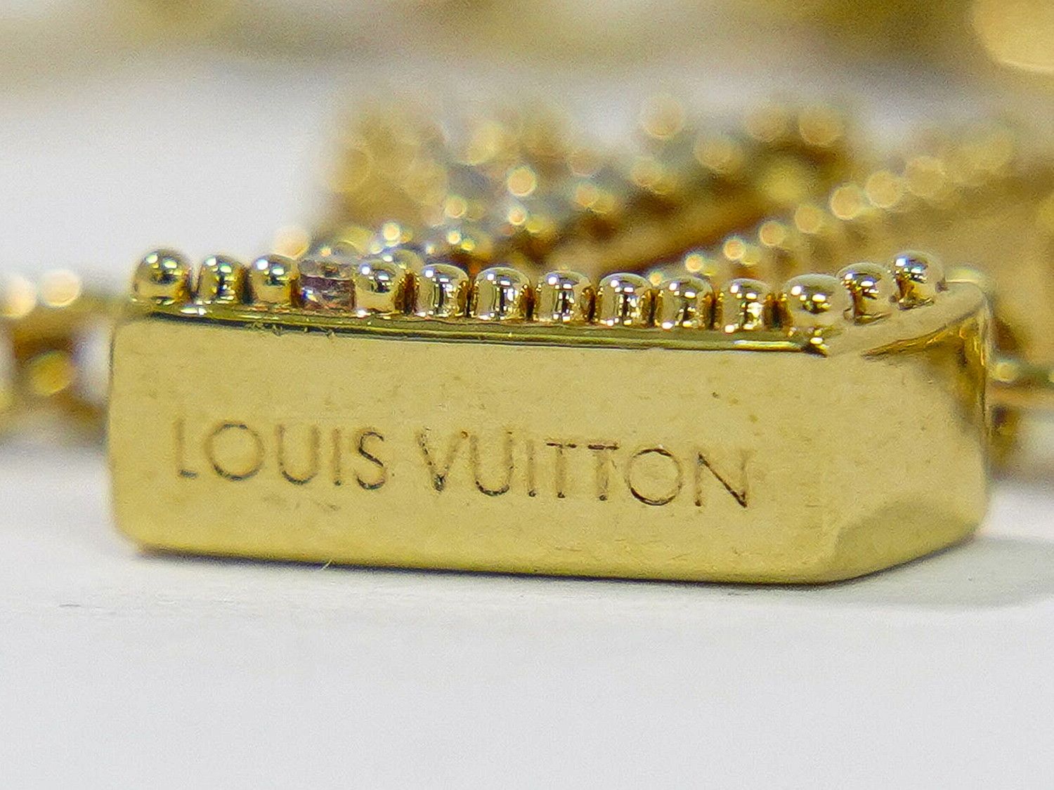 Louis Vuitton Bracelet LV Iconic Rhinestone Gold Plated — view 9