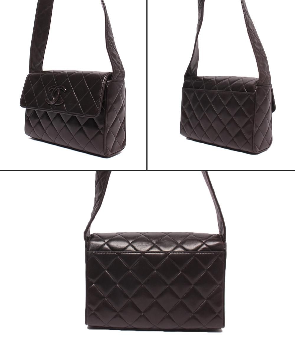 Chanel Shoulder Bag Lambskin CC Logo Gold Crossbody Quilted — view 2