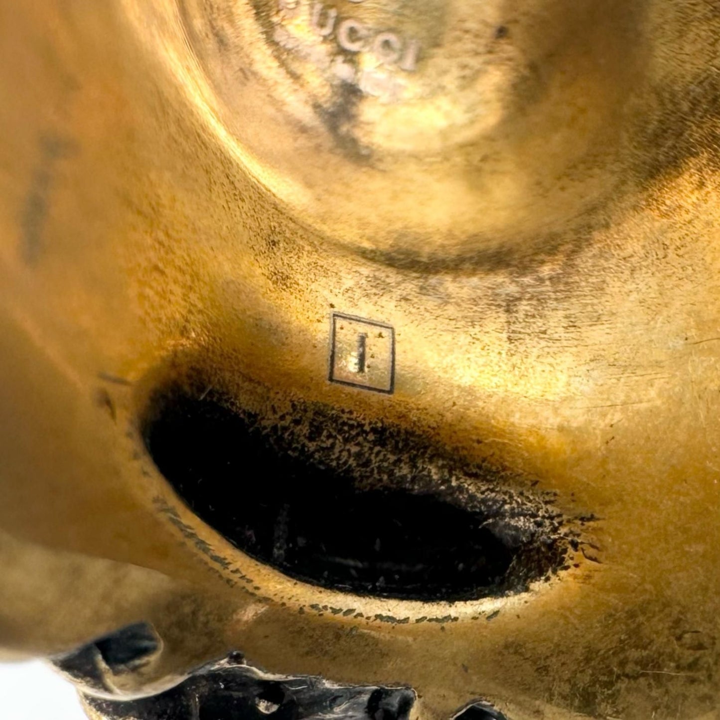 Gucci Lion Head Metal Gold Ring — view 6