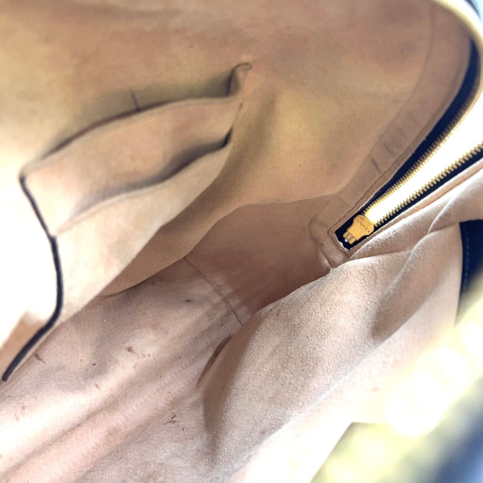 Gucci GG Supreme Beige Leather Black Backpack Gold — view 5