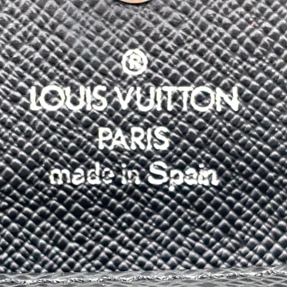 Louis Vuitton Multicles 4 Taiga Ardoise Leather Black 4 Key Case Silver — view 3