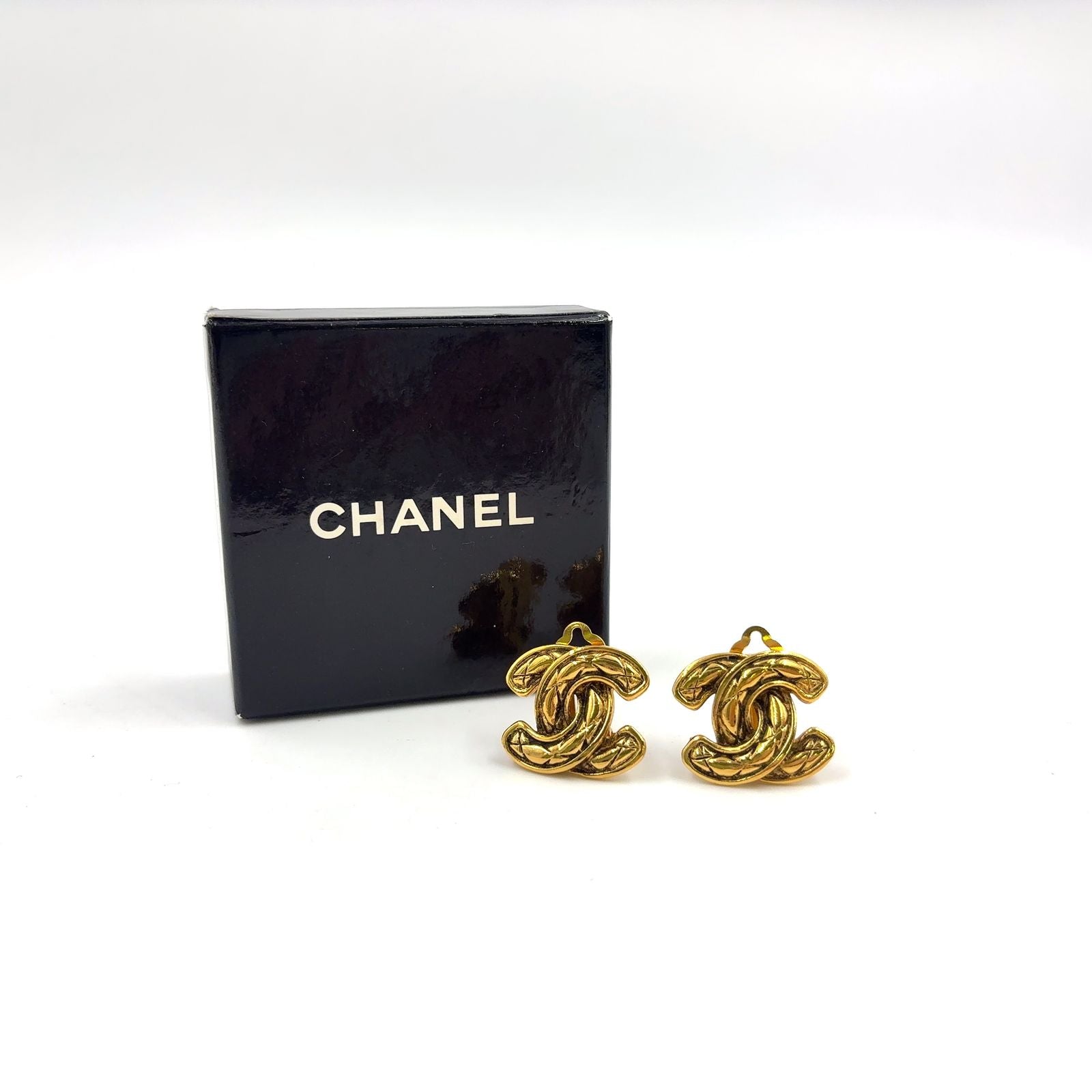 Chanel Vintage Quilted CC Logo Gold Plated Earrings — view 9