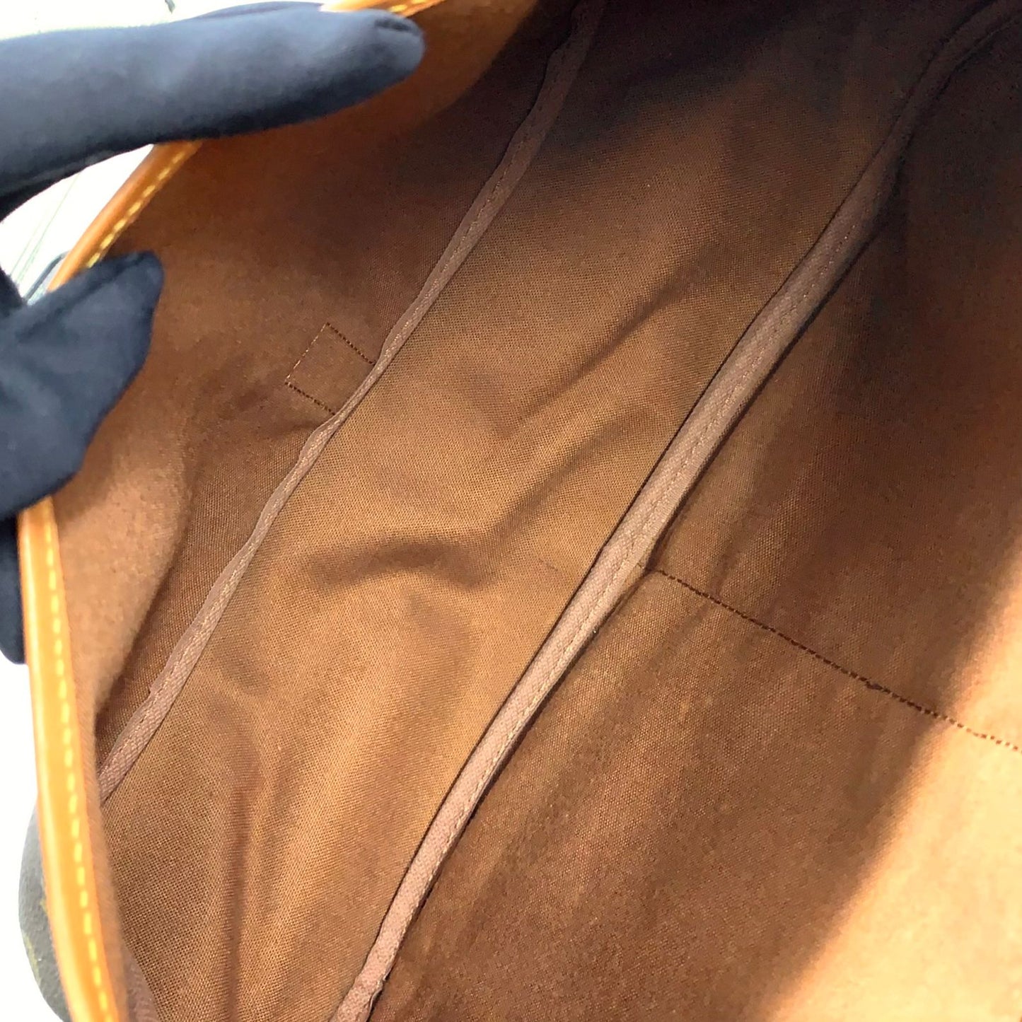 Louis Vuitton Saumur 35 Monogram Leather Brown Shoulder Bag Gold — view 5
