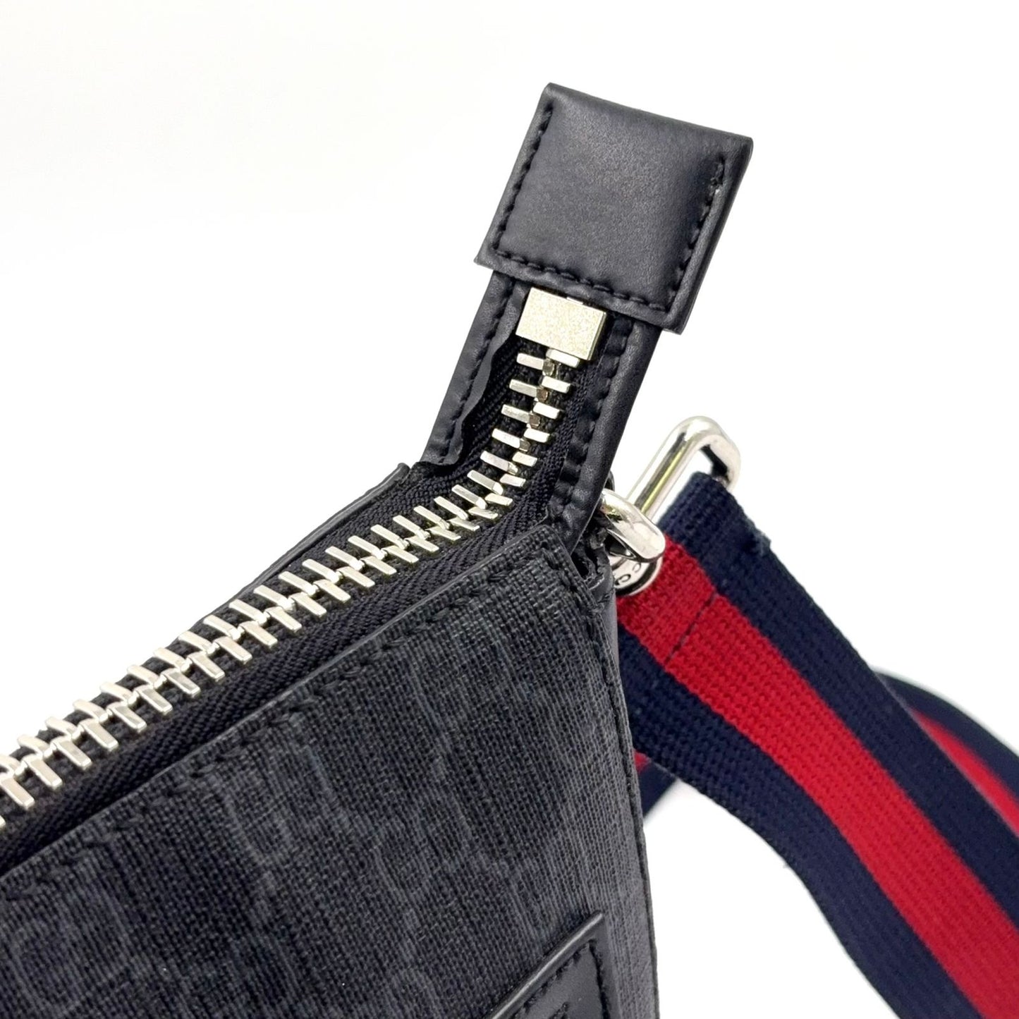 Gucci GG Supreme Small Leather Black Multicolor Shoulder Bag Silver — view 9