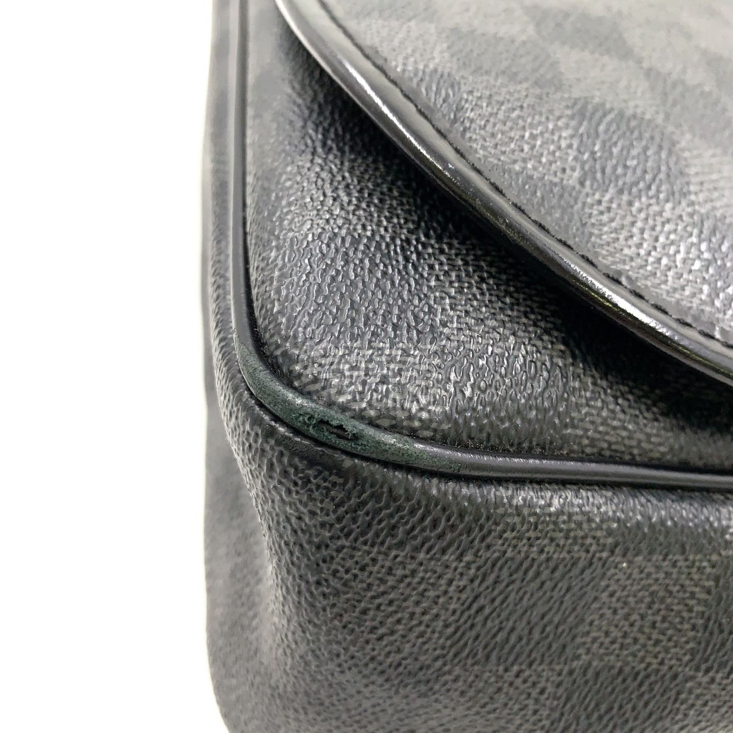 Louis Vuitton Daniel MM Damier Graphite Leather Black Shoulder Bag Silver — view 5