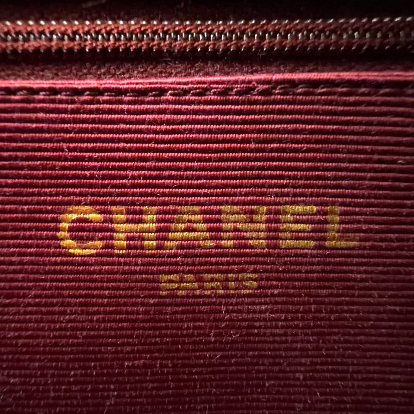 Chanel Turnlock Quilted Unknown Lambskin Black Chain Shoulder Bag Gold — view 4