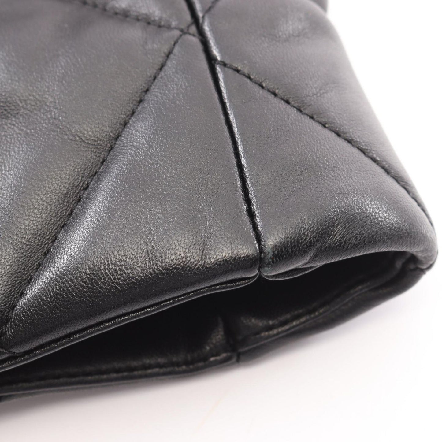Chanel Shoulder Bag 19 Black Lambskin 19 Quilted Chain — view 8