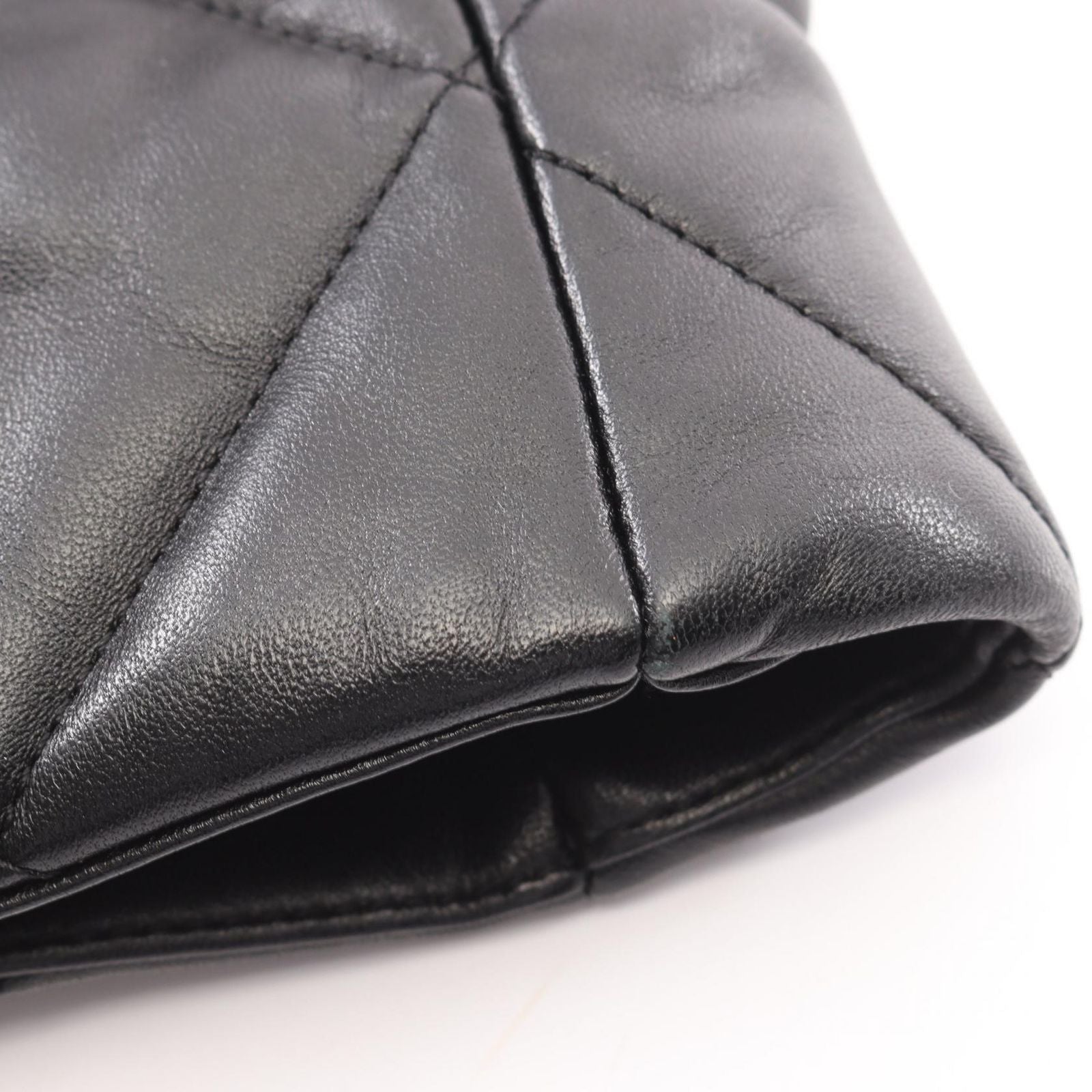 Chanel Shoulder Bag 19 Black Lambskin 19 Quilted Chain — view 8
