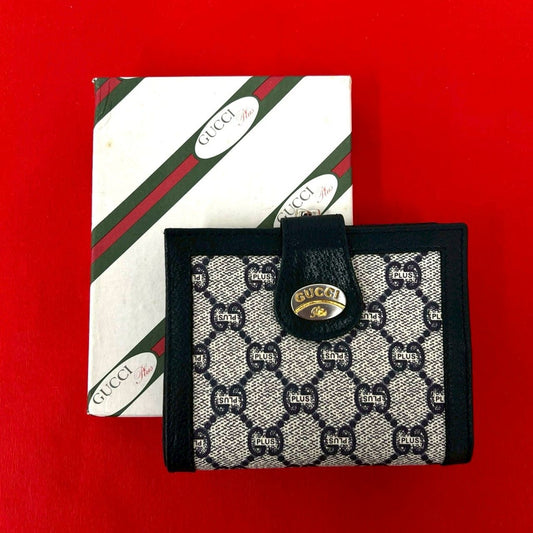 Gucci Vintage Plus Logo Leather Clasp Bifold Wallet Navy