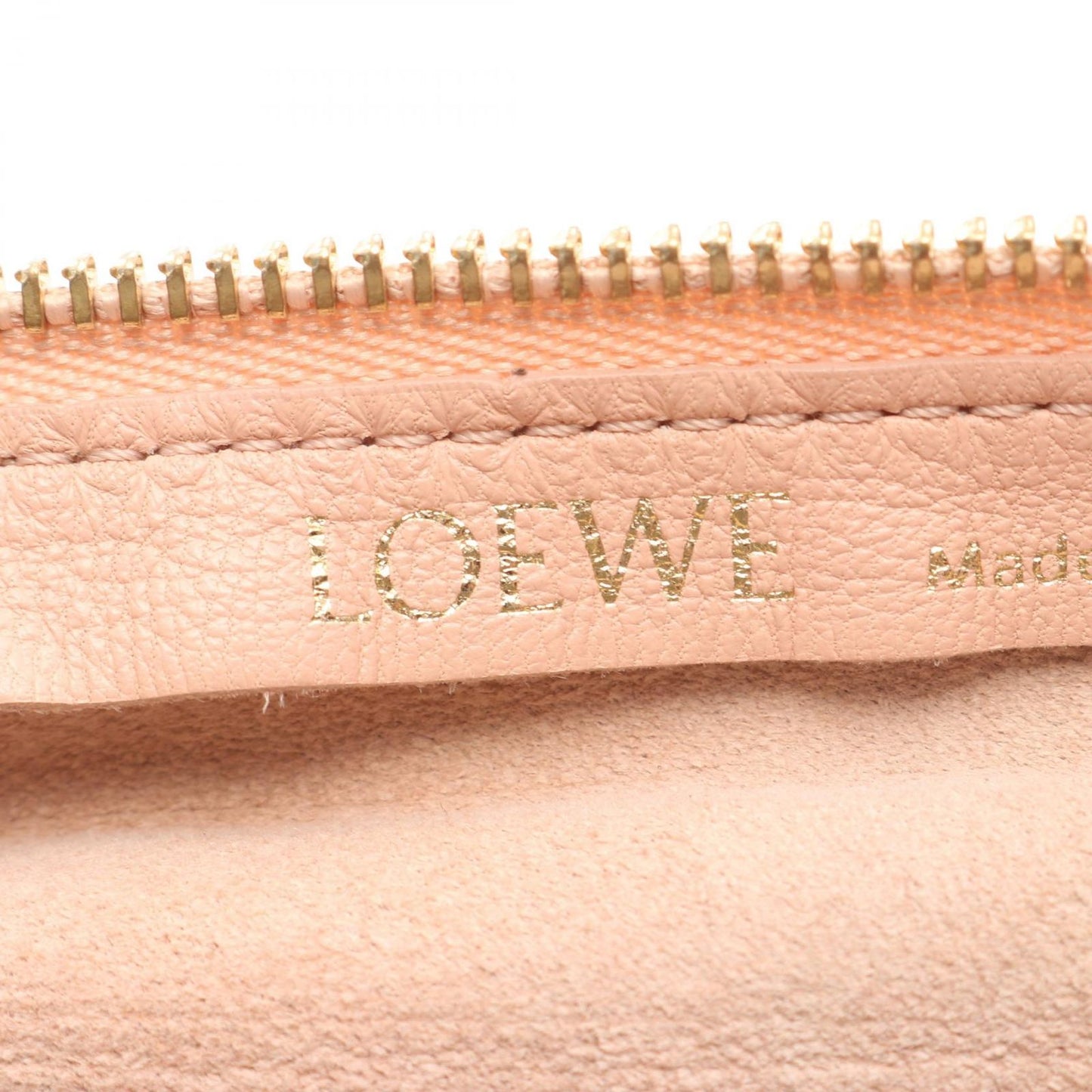 Loewe Shoulder Bag Bracelet Pouch Blossom Leather — view 4