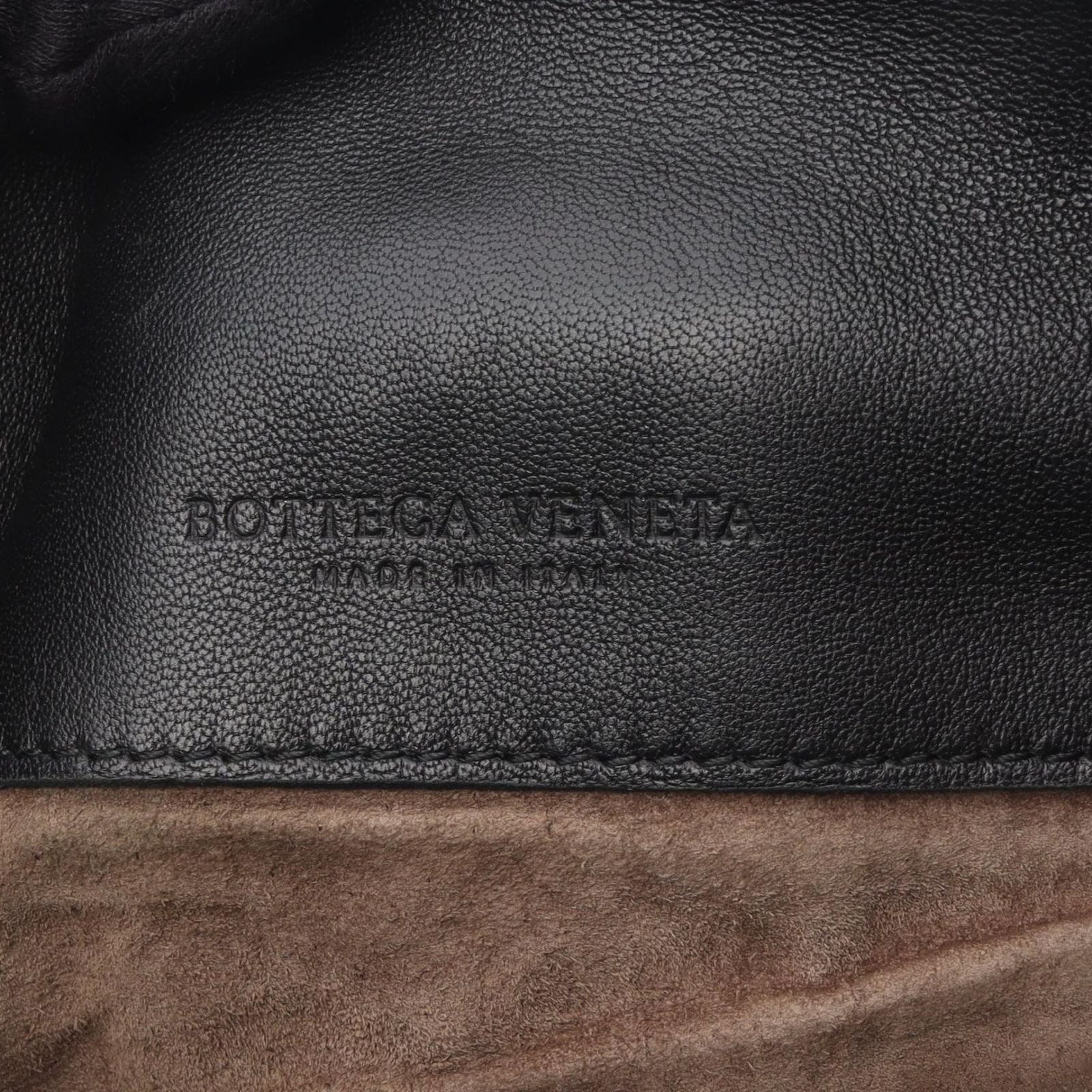 Bottega Veneta Shoulder Bag Intrecciato Black Leather — view 4