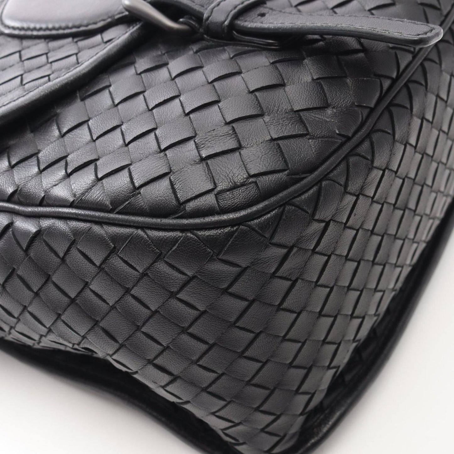 Bottega Veneta Shoulder Bag Intrecciato Black Leather — view 7