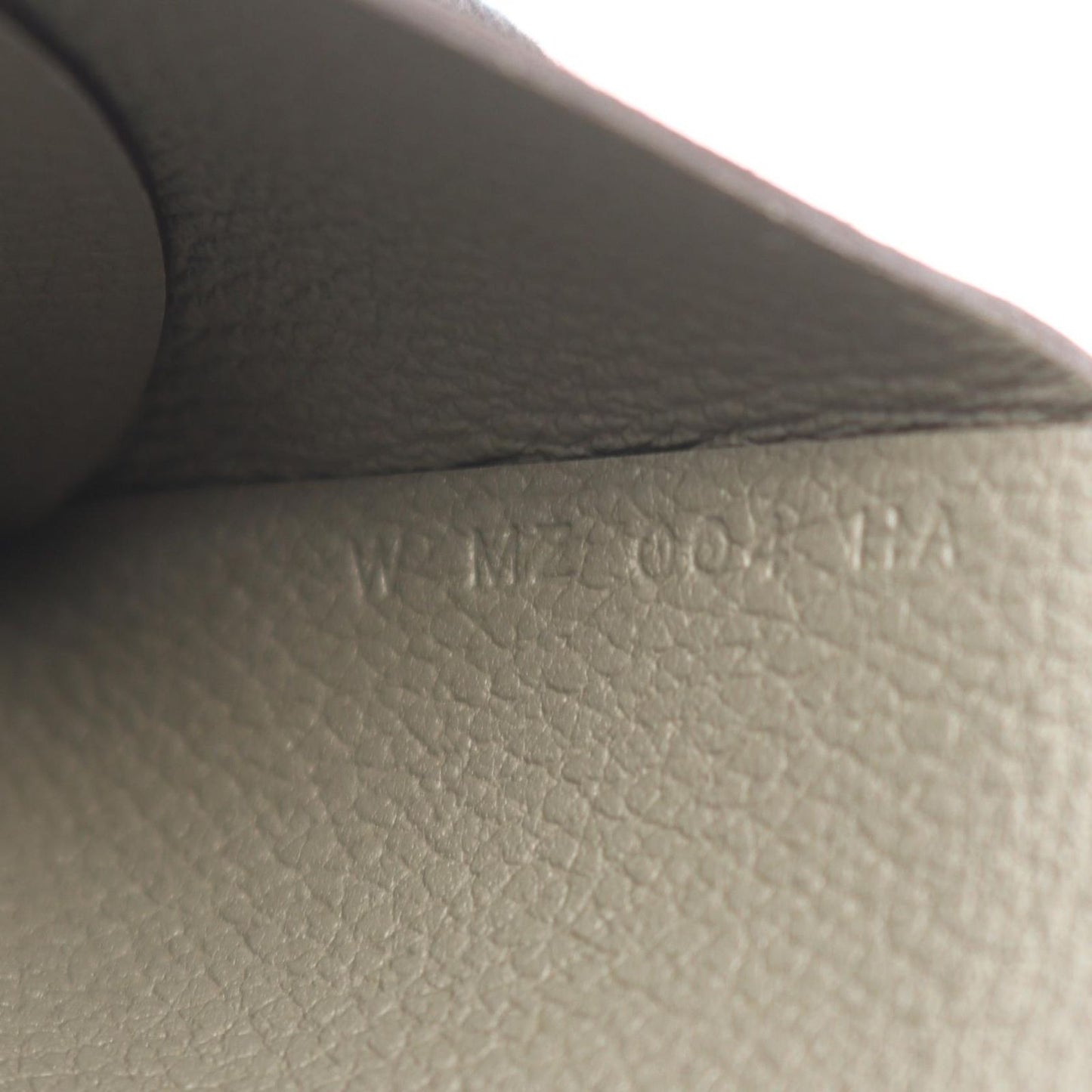 Hermes Coin Case Calvi Duo Grimeia Leather — view 7