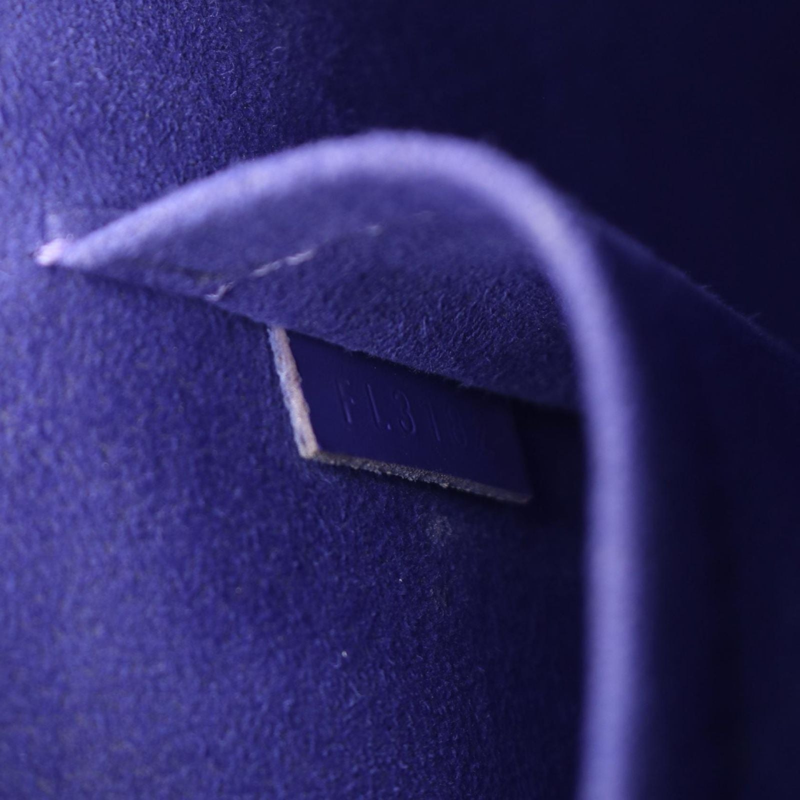 Louis Vuitton Handbag Alma PM Leather — view 5