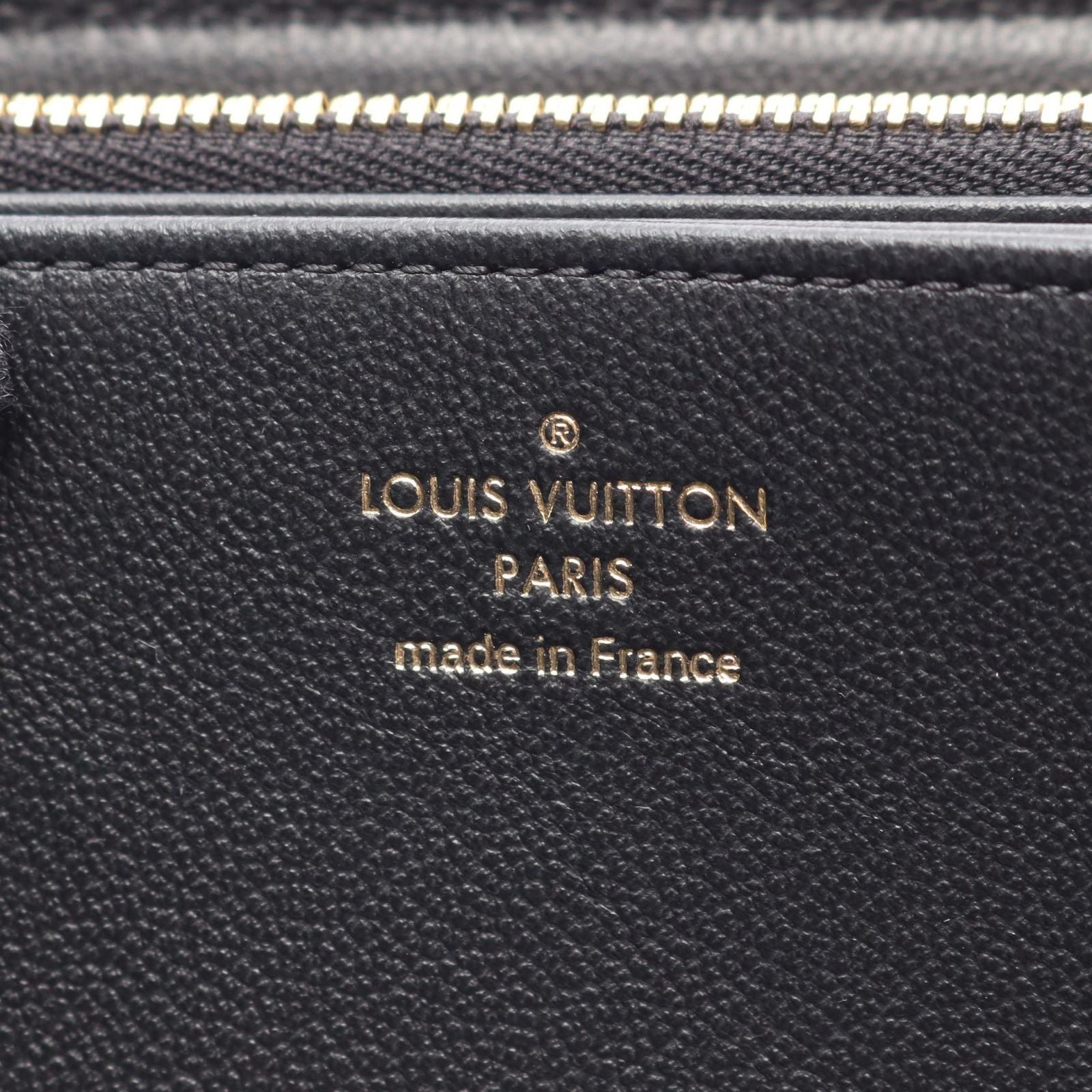 Louis Vuitton Round Wallet Zippy Coussin Noir Leather — view 4