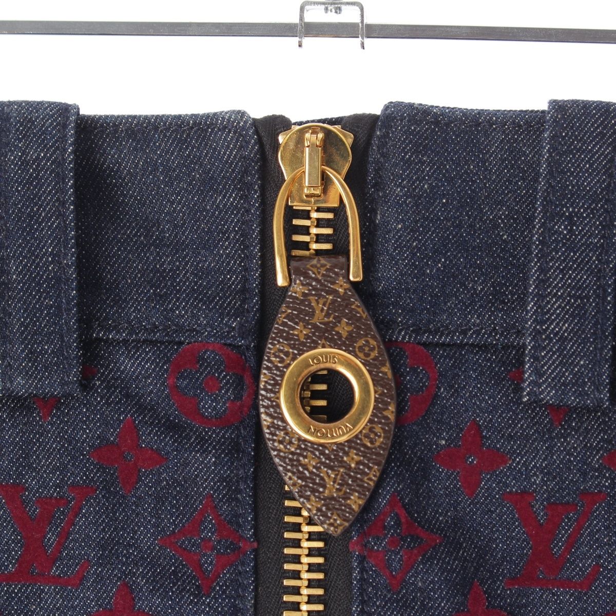 Louis Vuitton Cotton Monogram Jacquard Denim Shorts Aax Indigo Red 34 — view 6