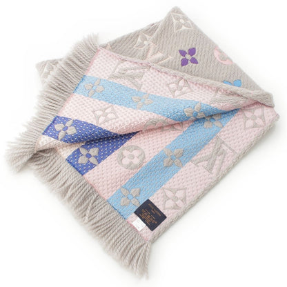 Louis Vuitton Echarpe Logo Mania Wool Silk Monogram Scarf Gray — view 2