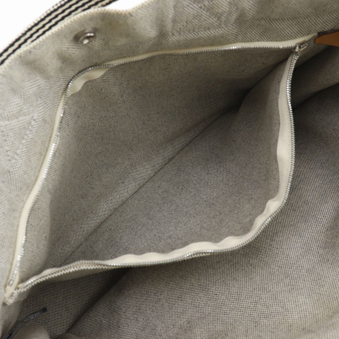Hermes New Fourre Tout MM Tote Canvas Gray Handbag — view 7