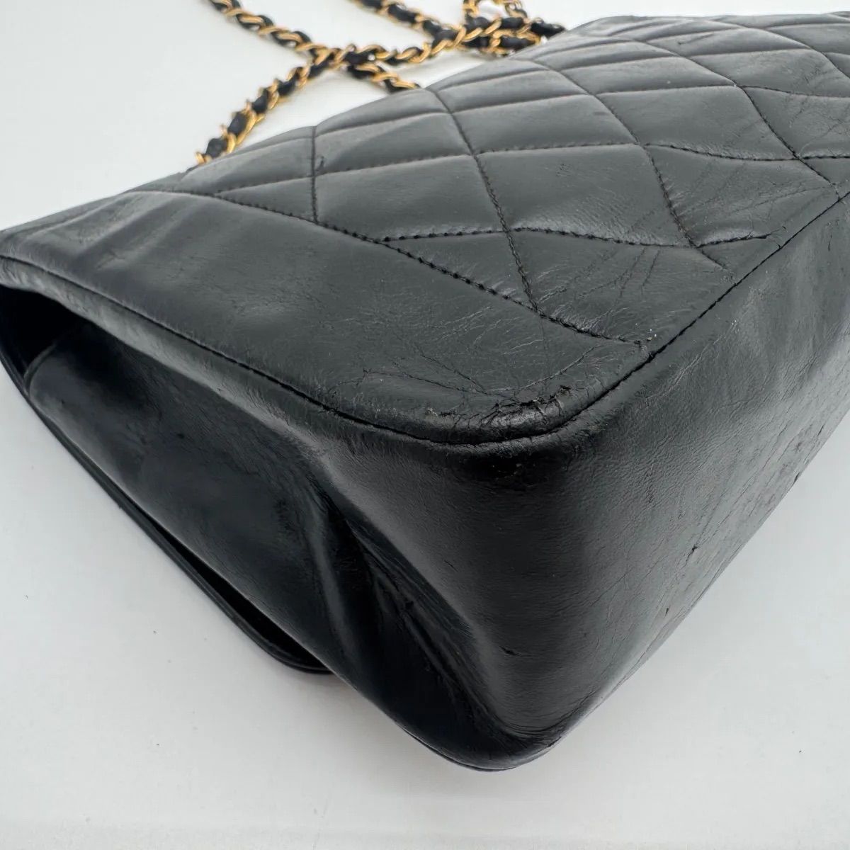 Chanel Large Shoulder Bag Diana Quilted CC Logo Turnlock Gold Chain — view 9