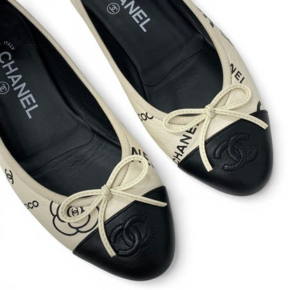 Chanel Flat Shoes Lambskin White Black Ballerina CC Logo Camellia Ribbon Ballet — view 9