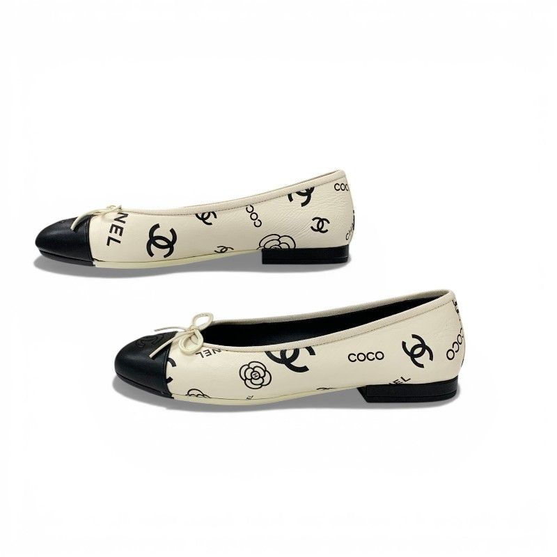 Chanel Flat Shoes Lambskin White Black Ballerina CC Logo Camellia Ribbon Ballet — view 3