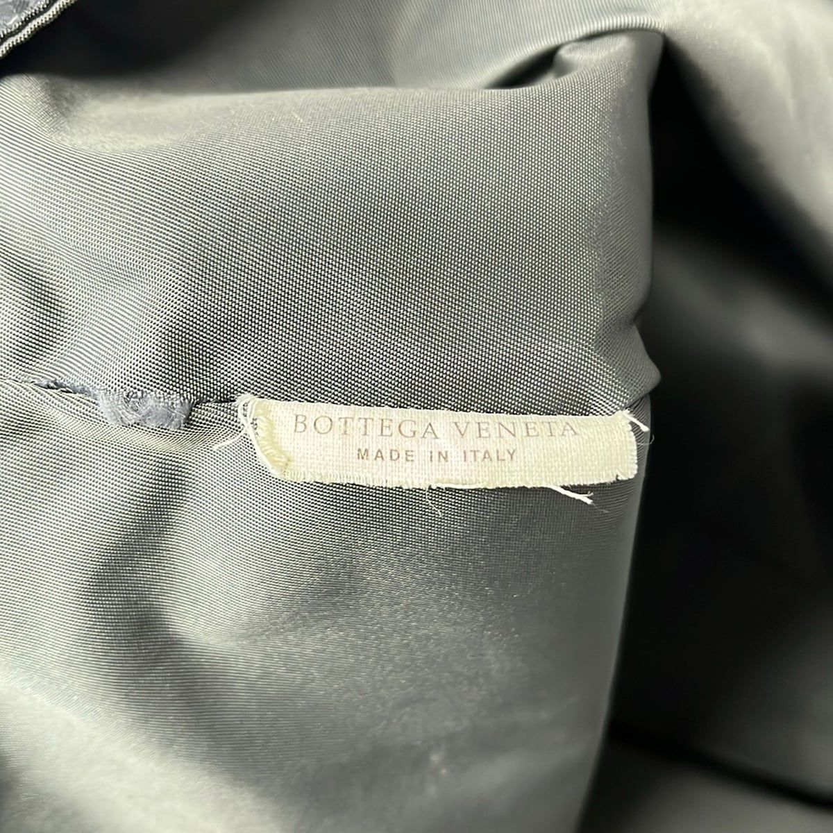 Bottega Veneta Tote Intreccio Illusion Dark Gray Black Leather — view 8