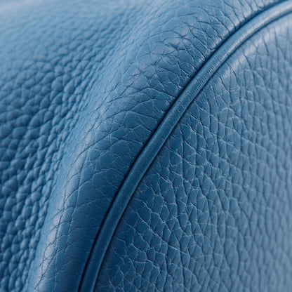 Hermes Manjoire MM Taurillon Clemence Blue Jean Shoulder Bag — view 4