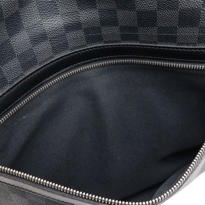 Louis Vuitton Damier Graphite Daniel GM Messenger Bag — view 9