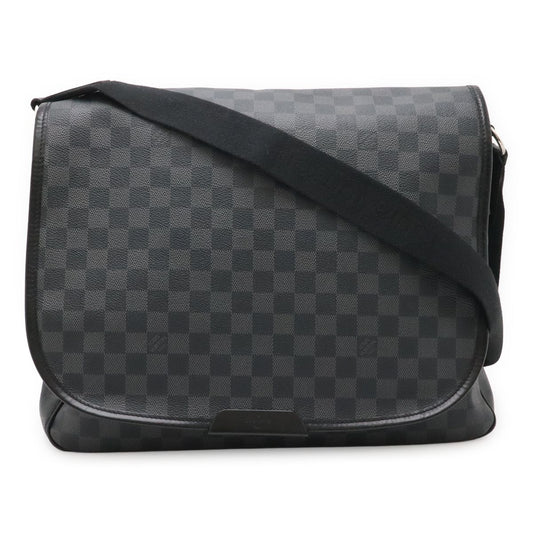 Louis Vuitton Damier Graphite Daniel GM Messenger Bag