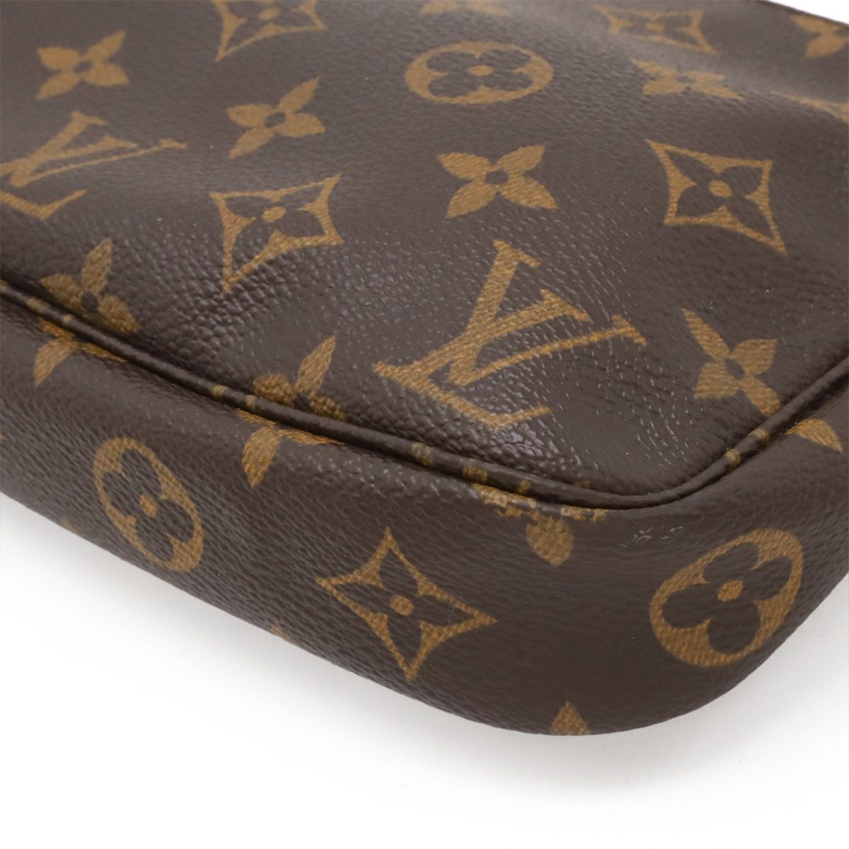 Louis Vuitton Monogram Pochette Pouch Handbag Party — view 3